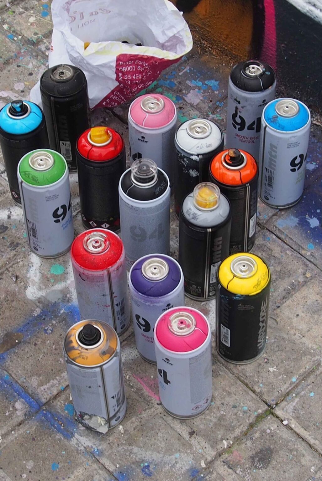 Spray cans - materials for workshop